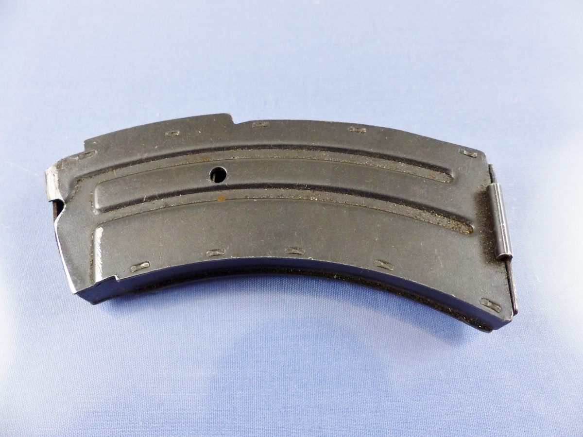 SAVAGE STEVENS LAKEFIELD MKII 300 305 ETC MODEL MAGAZINE 22LR 10RD 46HUW