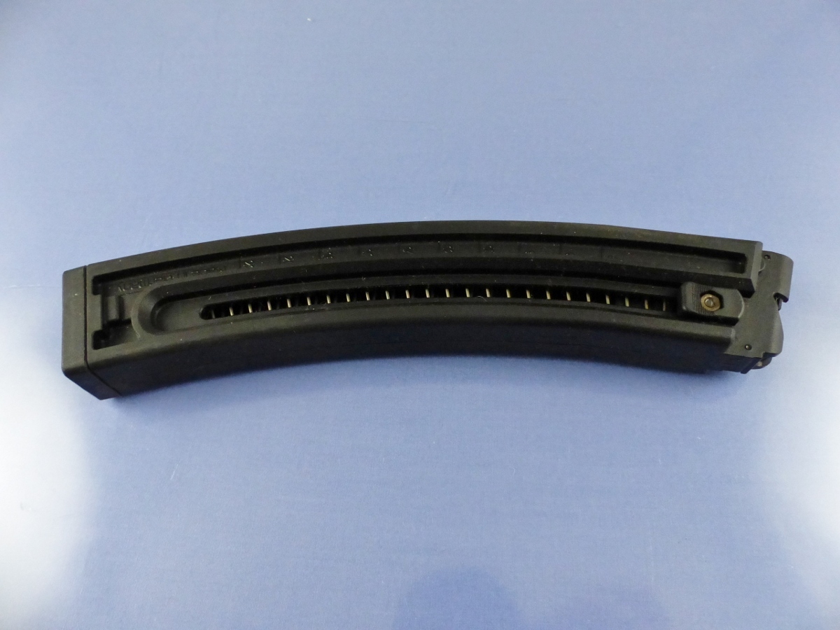 GSG 16 MODEL MAGAZINE 22LR 22RD 64BCW