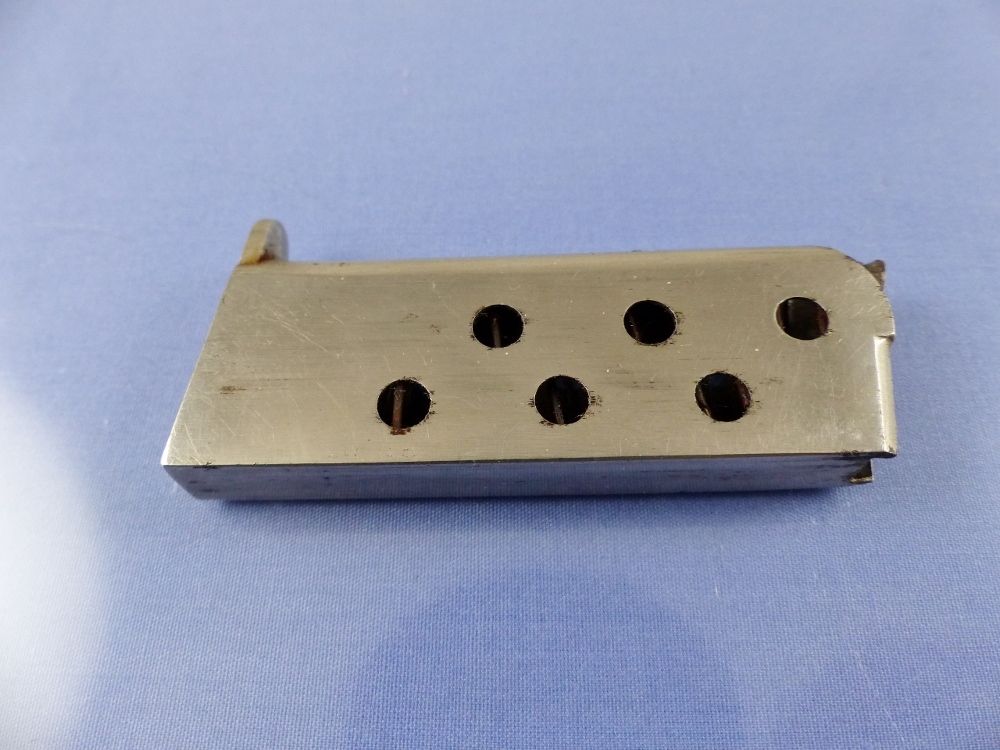 ASTRA FIRECAT CHROOM MODEL MAGAZINE 25 ACP 6RD 88AAW